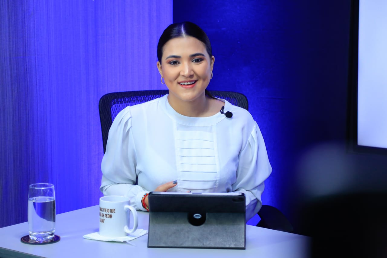 Alexia Rivas: “Todos los salvadoreños en el exterior podrán votar de manera remota por internet y electrónica presencial” alexia-rivas-todos-los-salvadorenos-en-el-exterior-podran-votar-de-manera-remota-por-internet-y-electronica-presencial